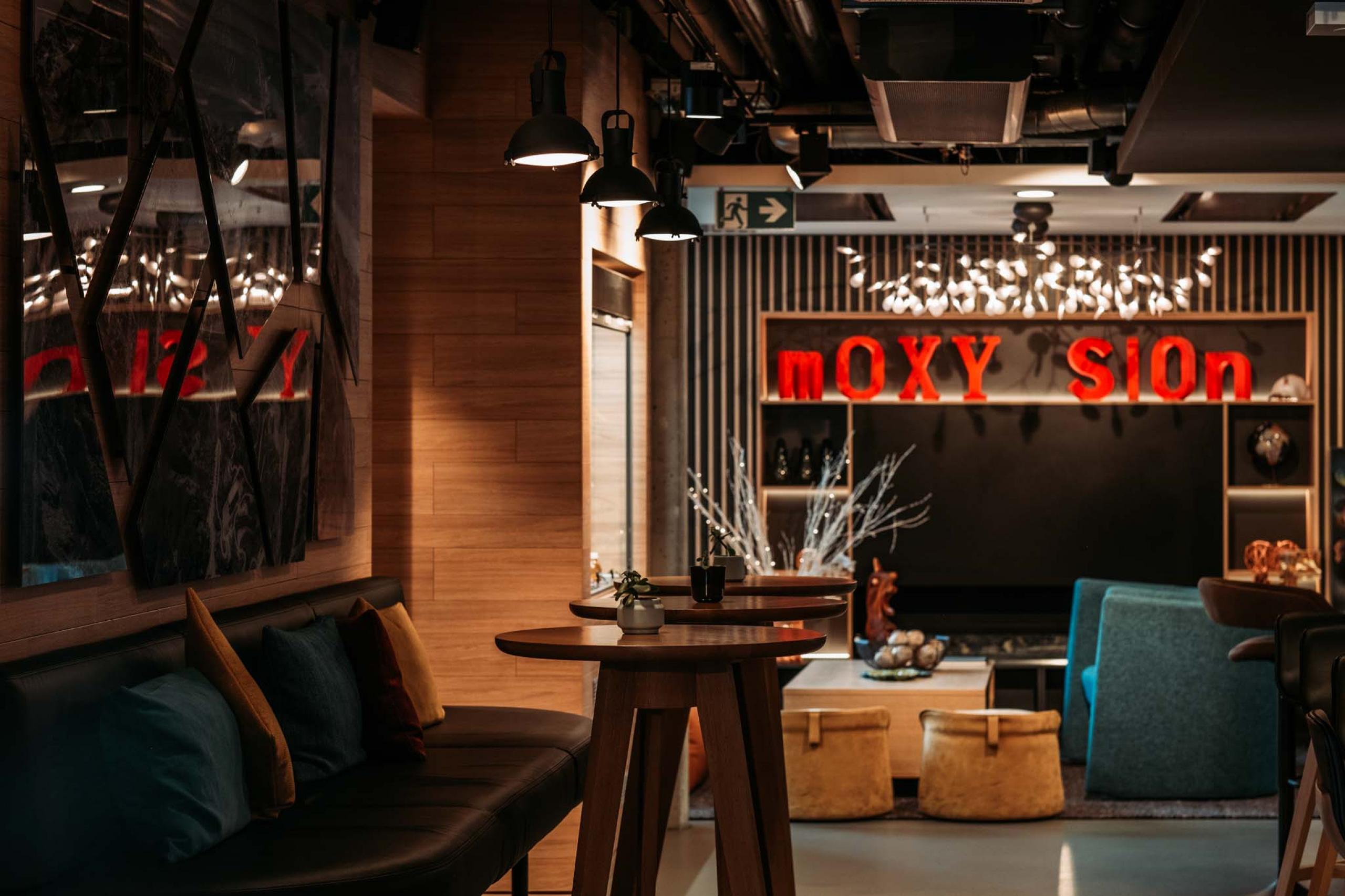 Hôtel Moxy Sion